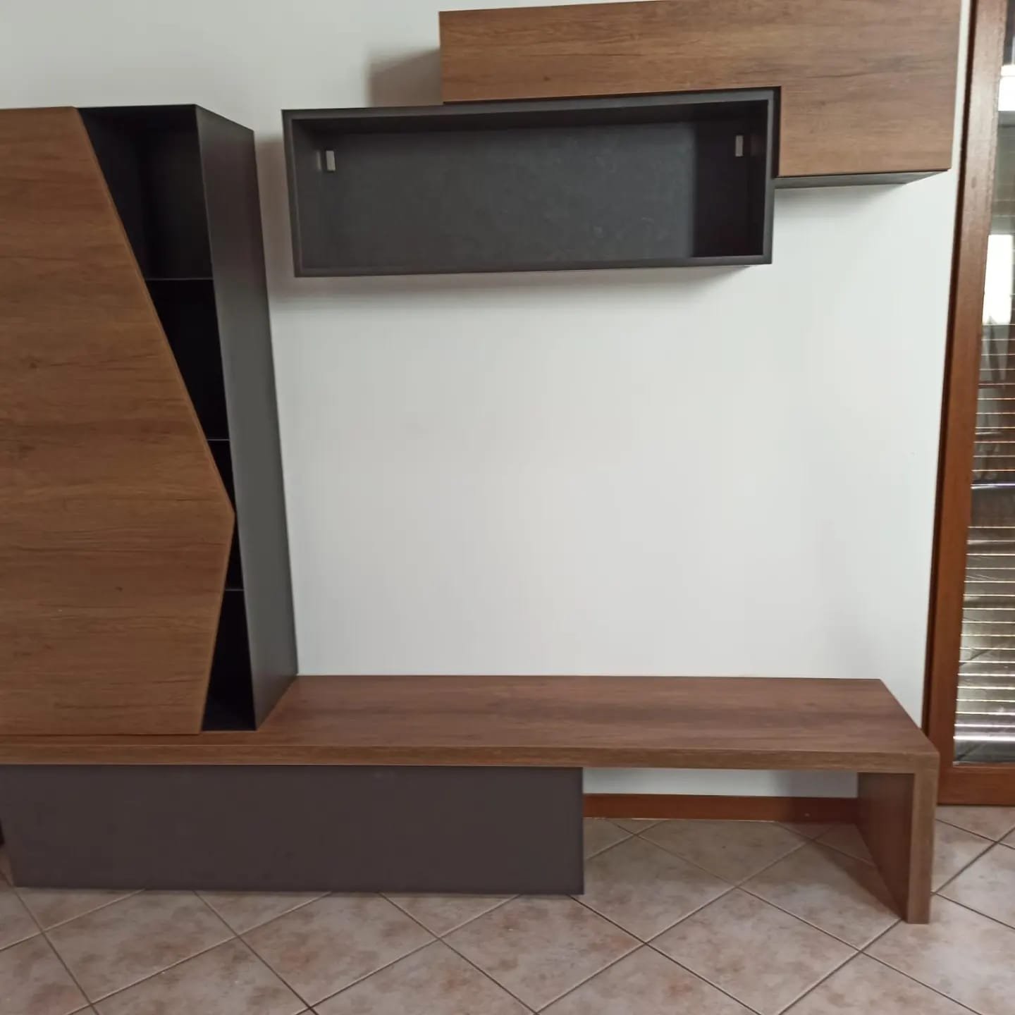 Montaggio Mobili 187